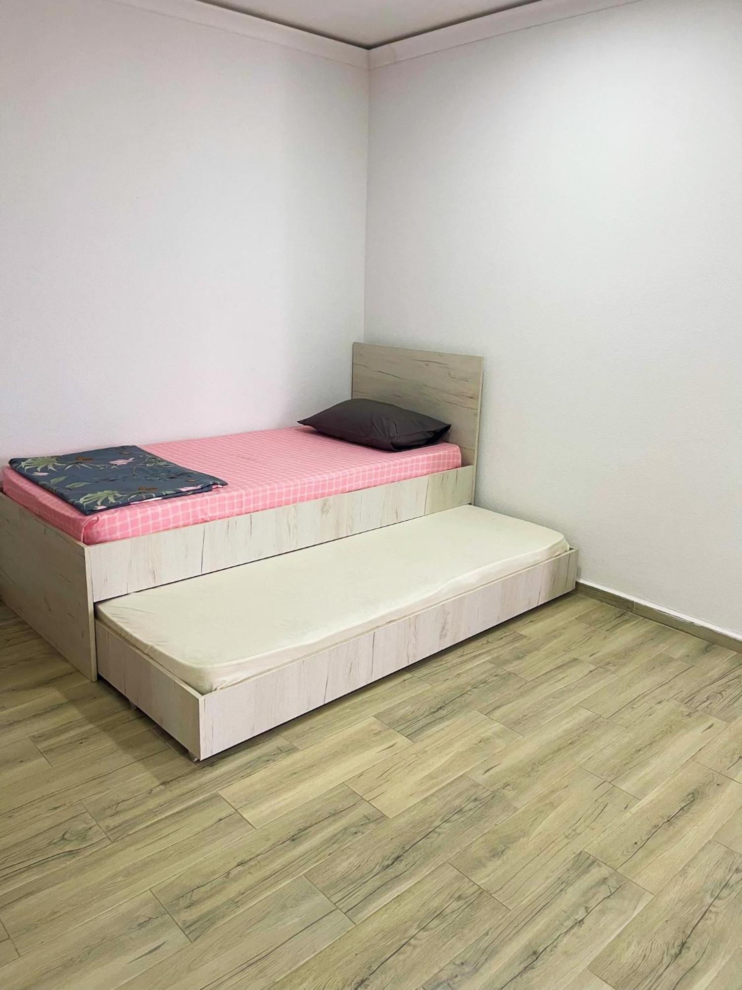 Gjakova Infinity Plaza Hotel מראה חיצוני תמונה